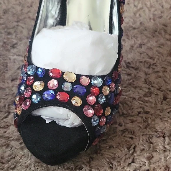 JB bedazzled heels - Picture 4 of 4